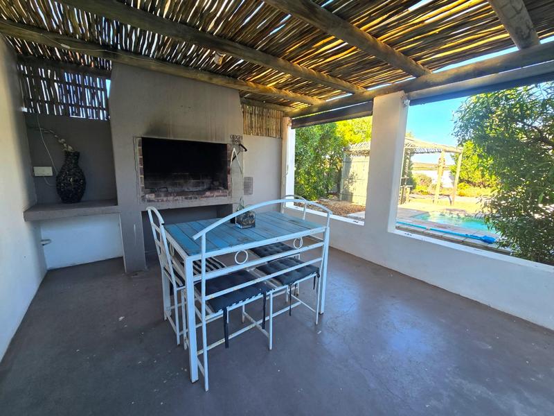3 Bedroom Property for Sale in Golden Mile Western Cape